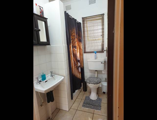 3 BEDROOM HOUSE FOR SALE IN VANDERBIJLPARK SE 6